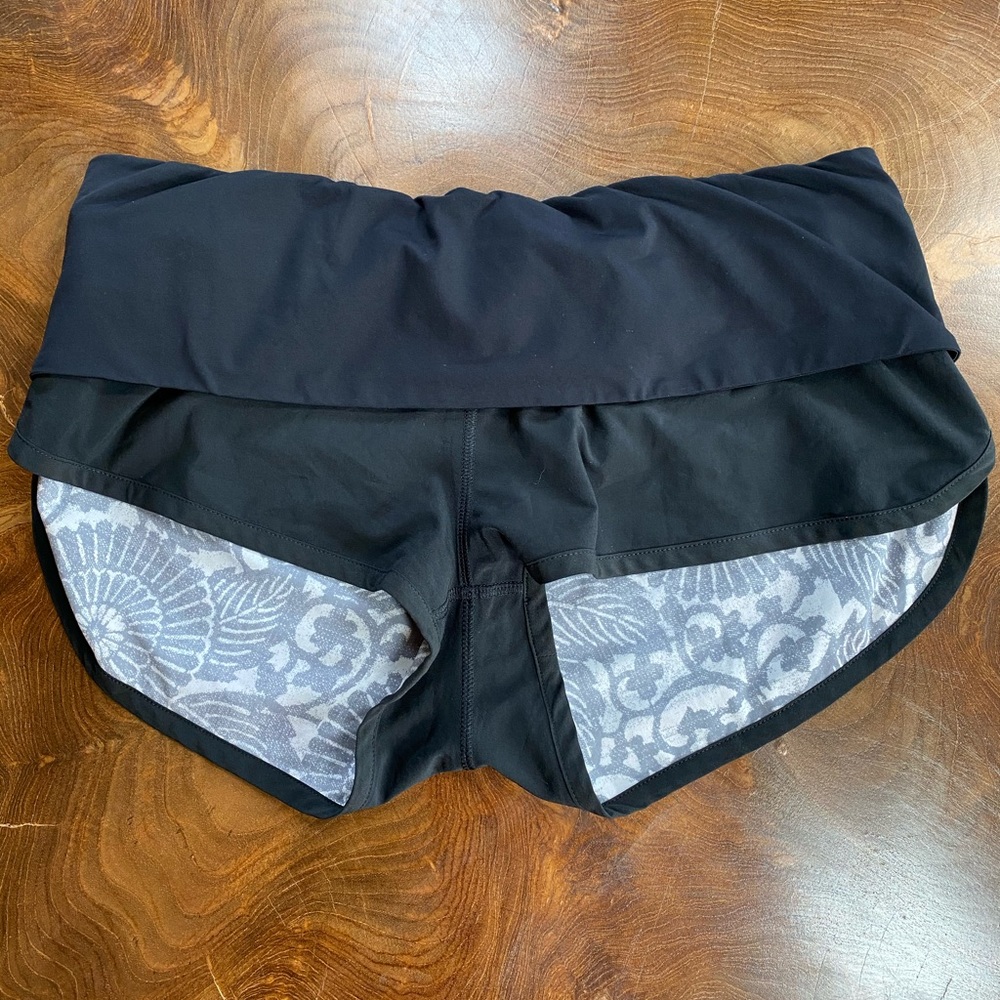 Lululemon folded waistband reversible shorts